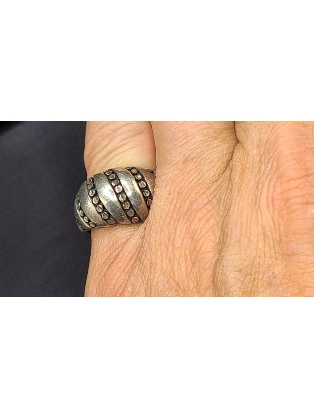 Classic Kabana Mens Sterling Silver Pinky Ring 7g scalloped design....size 8.5